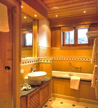 Val D Isere Chalet Sleeps 10 Val-d'Isere
