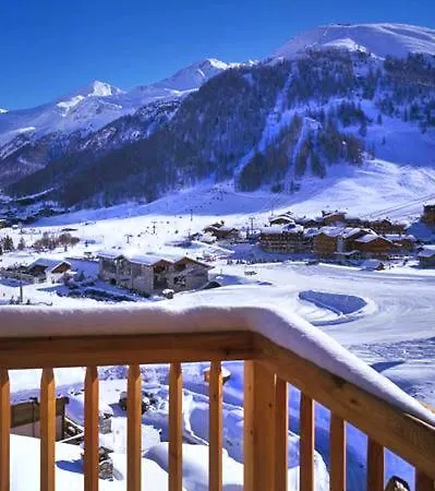 Val D Isere Chalet Sleeps 10 Chalet Val-d'Isere